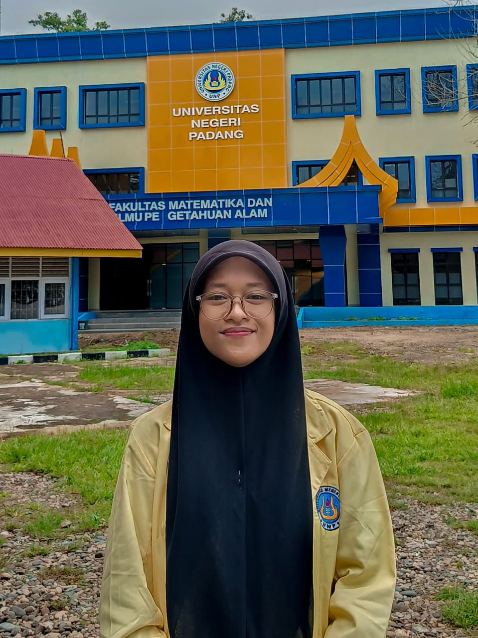 Evinza Sukma Putri